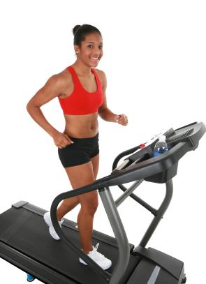 Working Out on the Treadmill - Cardio exercises