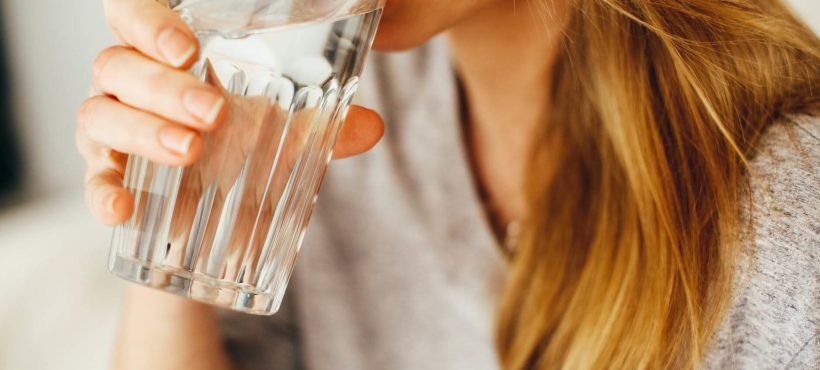 The Top 9 Benefits to Drinking Water